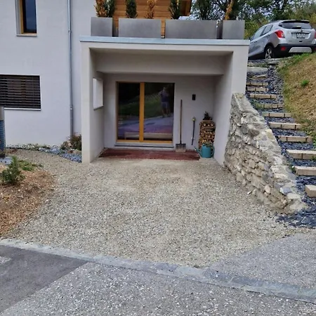 Daire New Flat In Randogne With View *