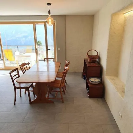 Daire New Flat In Randogne With View *